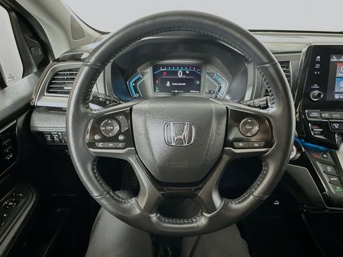 Used 2024 Honda Odyssey Touring image 11