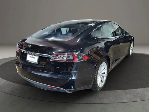 Used 2016 Tesla Model S 60 image 5