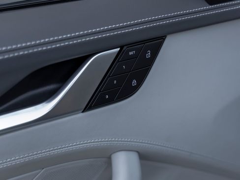 Certified 2022 Porsche 911 Carrera S RWD image 22