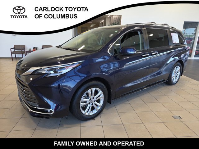 Used 2022 Toyota Sienna Platinum AWD/4WD image 4