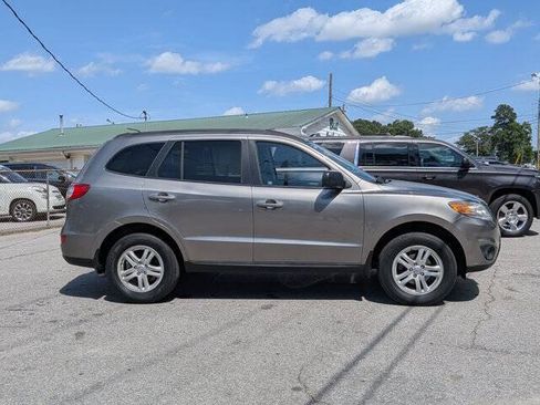 Used 2012 Hyundai Santa Fe GLS AWD/4WD image 2