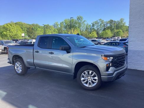 New 2026 Chevrolet Silverado 1500 Custom RWD image 6