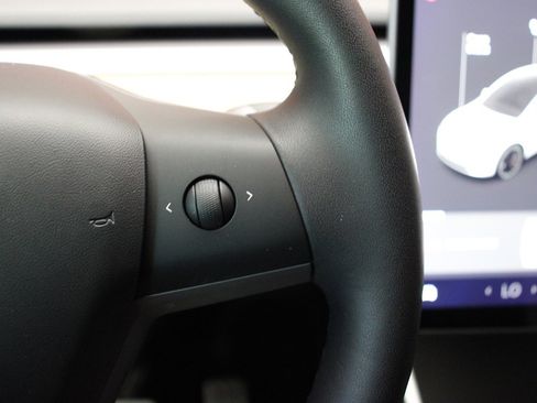 Used 2020 Tesla Model Y Performance image 42