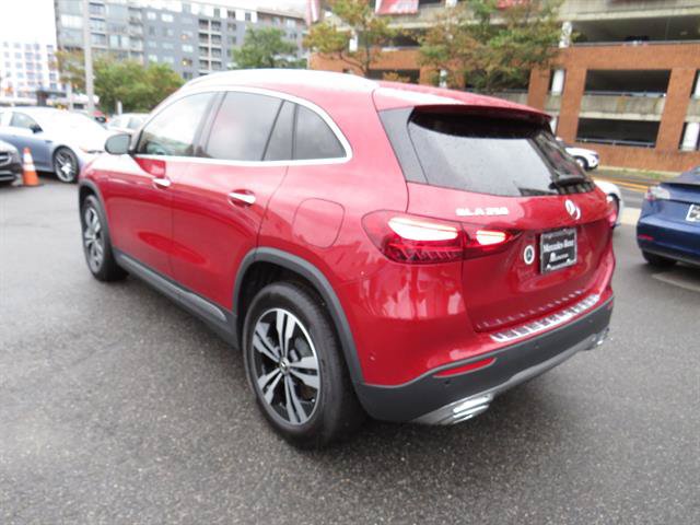 Used 2026 Mercedes-Benz GLA 250 4MATIC image 2