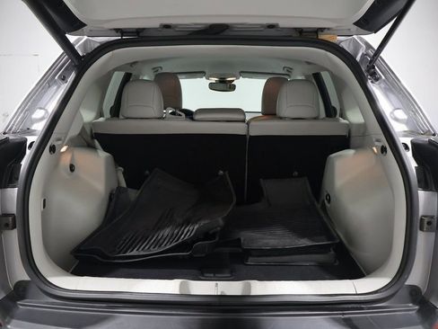 Used 2022 Jeep Cherokee Latitude Lux w/ Mopar Interior Package image 20