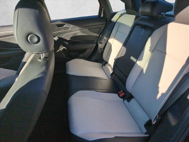 Used 2020 Volkswagen Jetta R-Line w/ R-Line Cold Weather Package FWD image 27