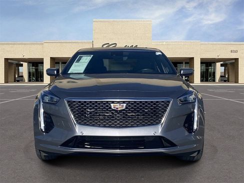 Used 2020 Cadillac CT6 Premium Luxury image 2