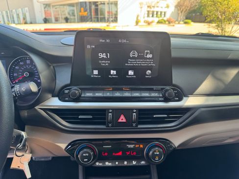 Used 2019 Kia Forte LXS image 19