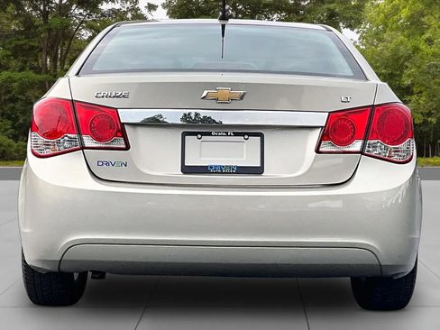 Used 2014 Chevrolet Cruze LT FWD image 4