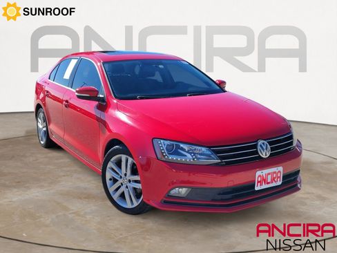 Used 2015 Volkswagen Jetta TDI SEL image 1