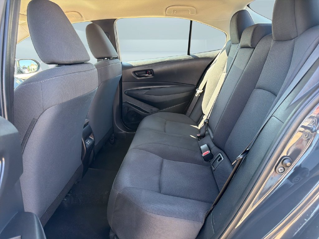 Used 2025 Toyota Corolla LE FWD image 25