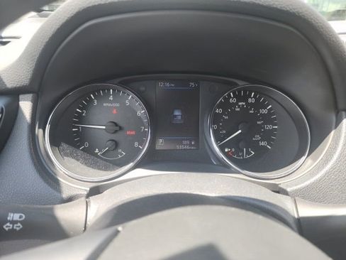Used 2019 Nissan Rogue S AWD/4WD image 13