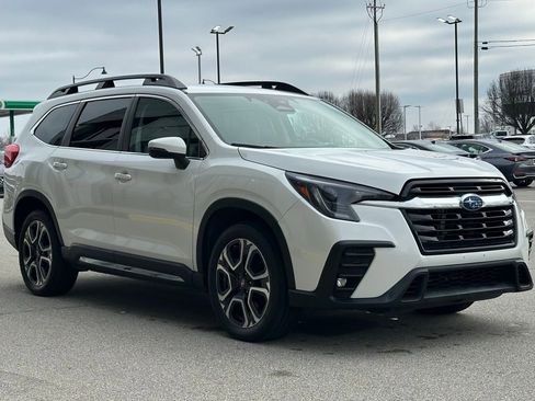 Used 2023 Subaru Ascent Limited image 13