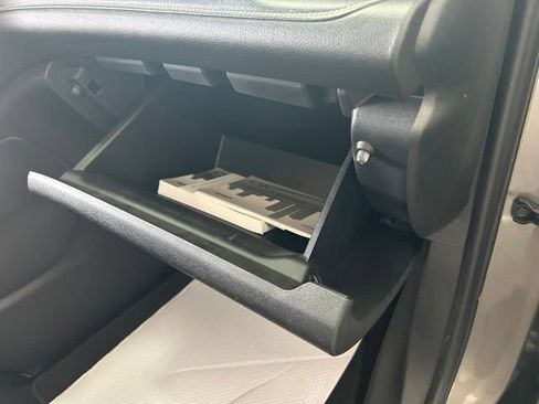 Used 2019 GMC Acadia SLE FWD image 29