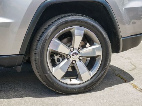 Used 2016 Jeep Grand Cherokee Limited RWD image 10
