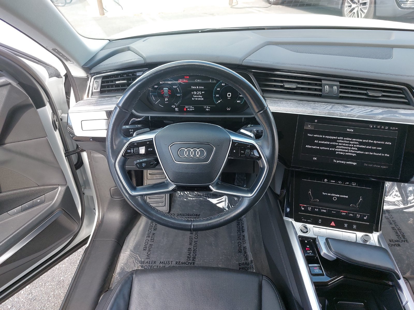 Used 2024 Audi Q8 e-tron Premium Plus AWD/4WD image 16