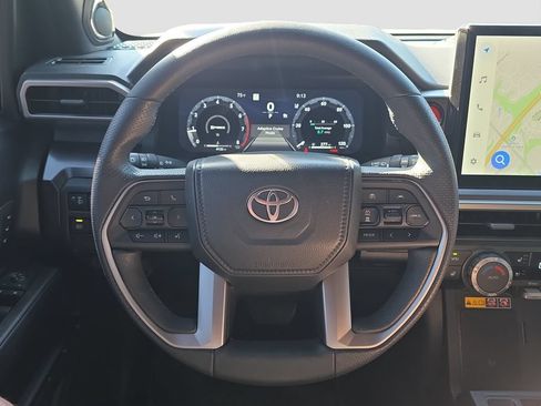 Used 2025 Toyota 4Runner TRD Off-Road Premium AWD/4WD image 9