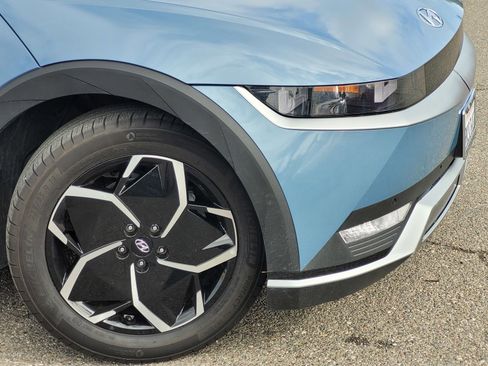 Certified 2024 Hyundai Ioniq 5 SEL image 16