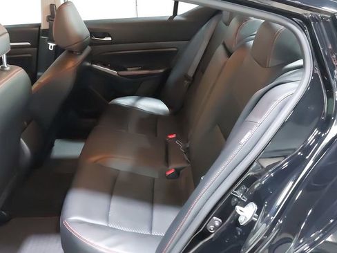 Used 2024 Nissan Altima 2.5 SR image 20