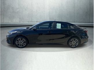 Used 2024 Kia Forte GT-Line w/ GT-Line Premium Package FWD video 2