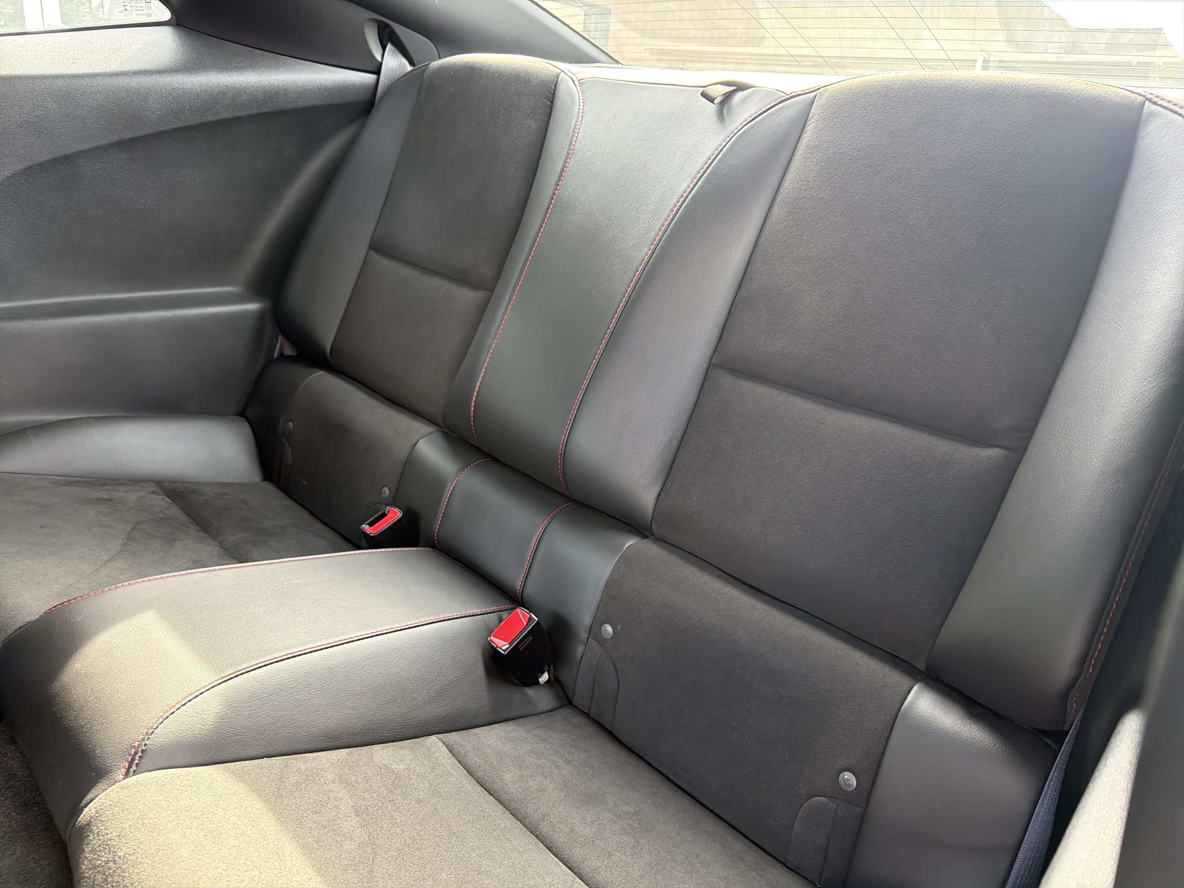 Used 2015 Chevrolet Camaro ZL1 RWD image 28