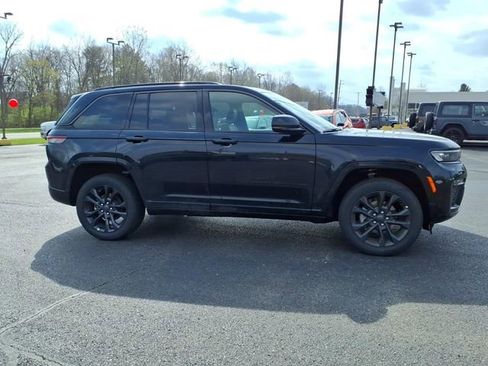 New 2026 Jeep Grand Cherokee Limited AWD/4WD image 8