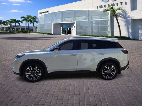 Certified 2025 INFINITI QX60 Luxe image 4