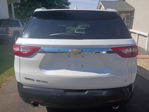 Used 2018 Chevrolet Traverse LT AWD/4WD image 6