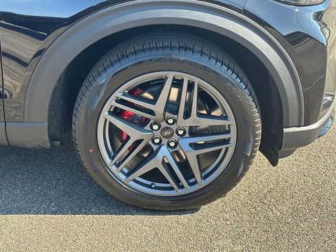 New 2026 Ford Explorer ST image 42