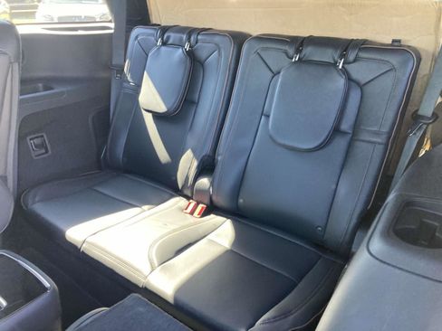 New 2025 Lincoln Aviator Black Label image 18