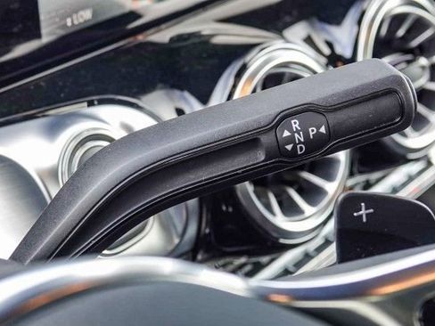 Used 2023 Mercedes-Benz EQB 350 4MATIC SUV image 20