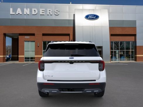 New 2026 Ford Explorer Active image 5