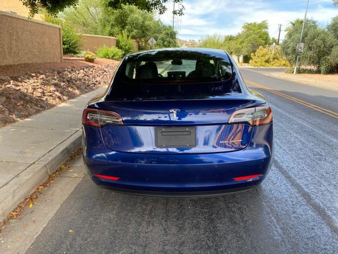 Used 2022 Tesla Model 3 Long Range image 11