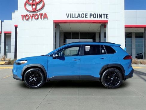 Certified 2026 Toyota Corolla Cross XSE image 2