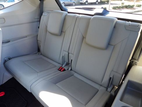 Used 2019 Volkswagen Atlas SE image 24