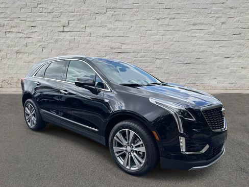 New 2025 Cadillac XT5 Premium Luxury w/ LPO, Floor Liner Package image 5