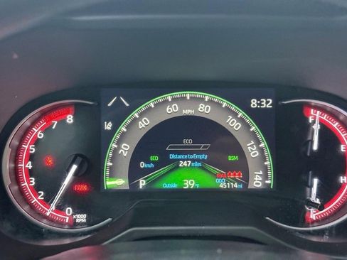 Used 2023 Toyota RAV4 LE image 22