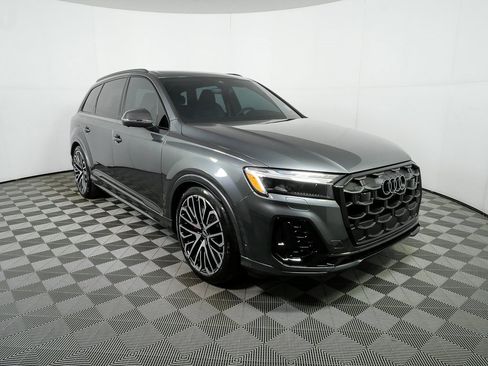 Used 2026 Audi SQ7 Prestige w/ S Sport Package image 28