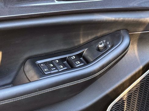 Used 2022 Jeep Grand Cherokee L Laredo image 18