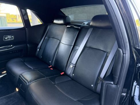 Used 2014 Rolls-Royce Ghost RWD image 30