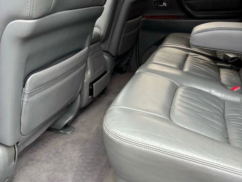 Used 2000 Lexus LX 470 4WD image 16