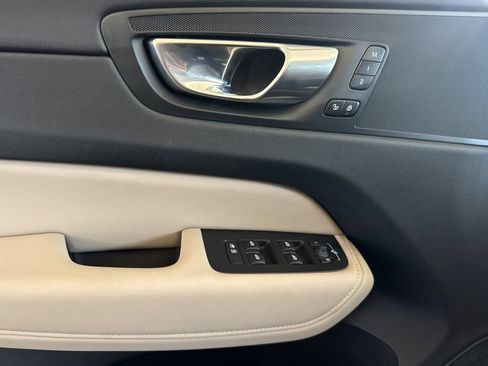 Certified 2026 Volvo XC60 B5 Plus AWD/4WD image 10