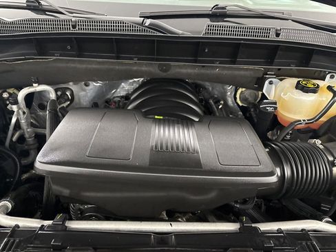 Used 2022 GMC Sierra 1500 SLT w/ SLT Convenience Package image 33