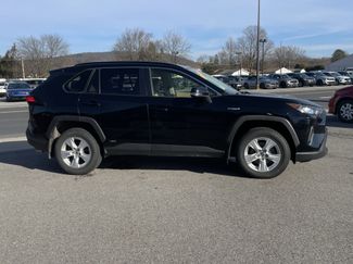 Used 2019 Toyota RAV4 LE video 2