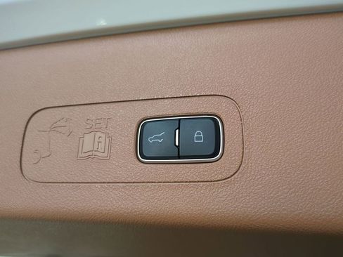 Used 2023 Lincoln Aviator Black Label Grand Touring AWD/4WD image 15