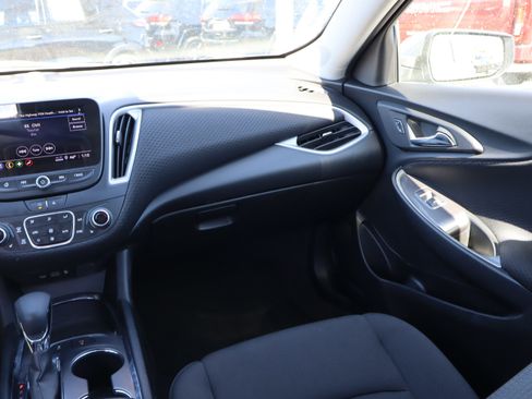 Used 2024 Chevrolet Malibu LT image 13