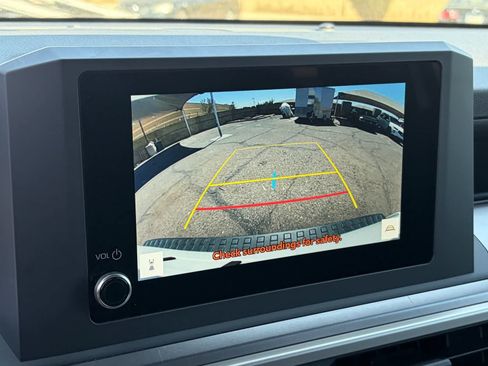 Used 2025 Toyota 4Runner SR5 AWD/4WD image 19