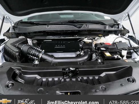 Certified 2025 Chevrolet Blazer LT FWD image 31