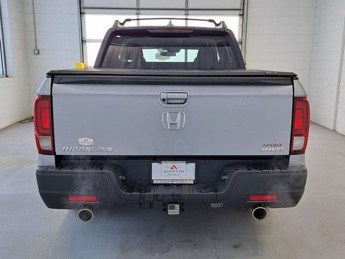 Used 2023 Honda Ridgeline Sport image 7