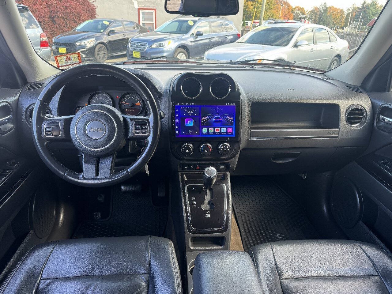 Used 2017 Jeep Patriot High Altitude AWD/4WD image 19